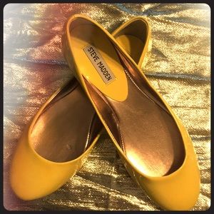 NEW! Steven Madden Heaven Yellow Flat